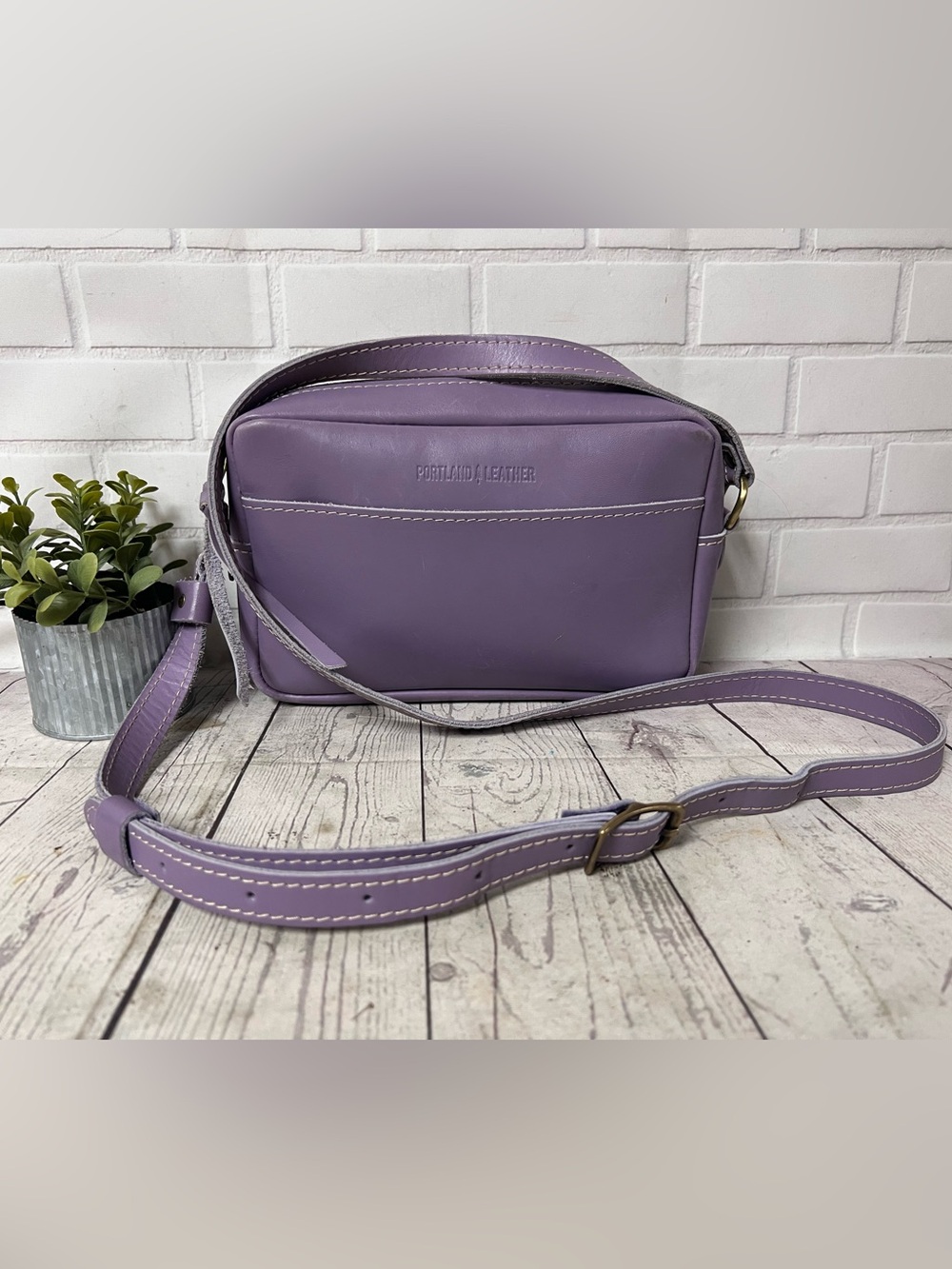 Portland Leather Lilac Purple Classic Camera Bag Purse Crossbody